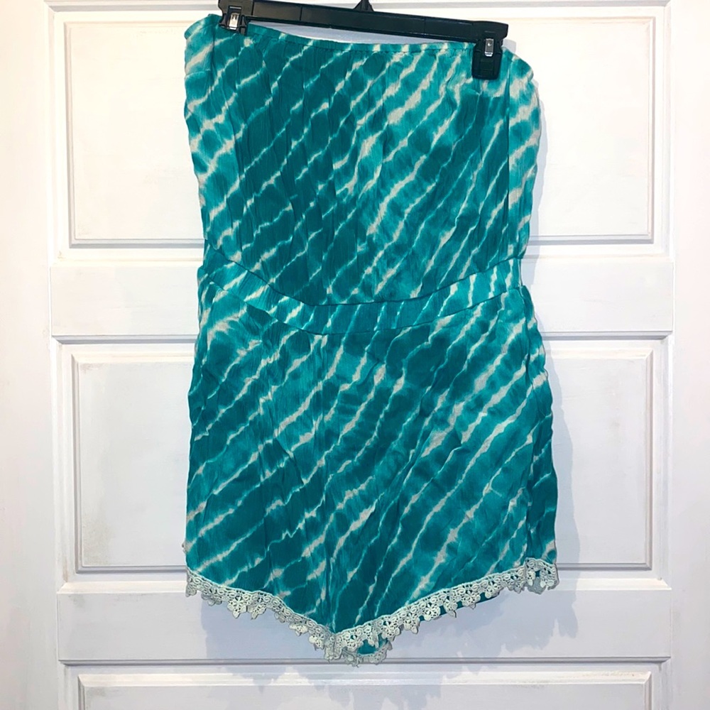 Short romper
